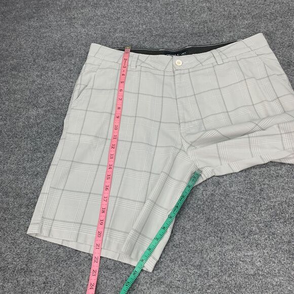 O'Neill Shorts Mens 38 White Plaid Walking Bermuda Flat Front High Rise Golf - Picture 8 of 13